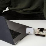 online shopping on latptop